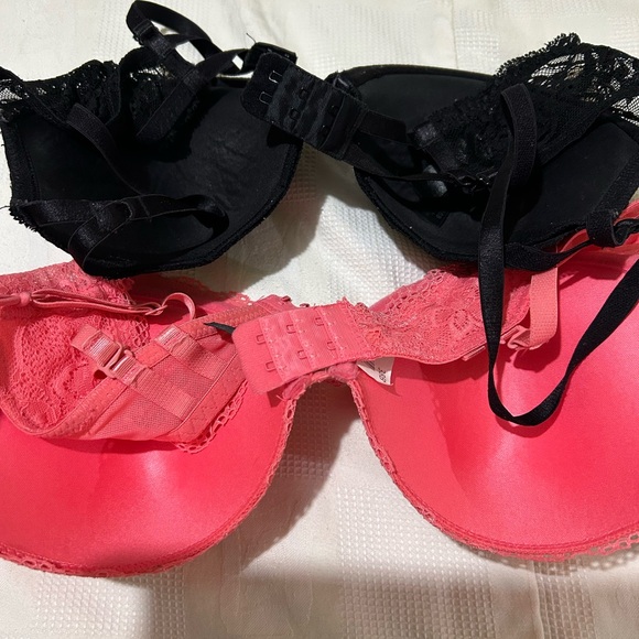 Set of 2 underwire padded bras. Pink and Black. Lace. - Picture 2 of 3